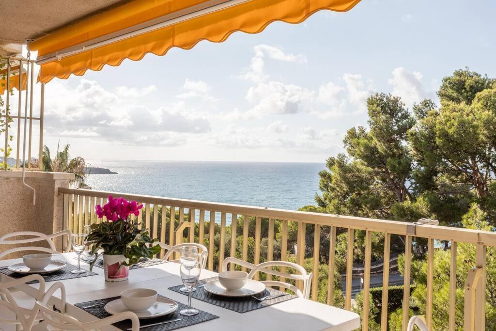 サロウSea View, Pool, Free Parking, Wifi, Port Aventuraアパートメント エクステリア 写真